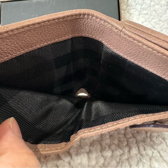 Vintage Burberry Compact Wallet - Picture 6 of 8